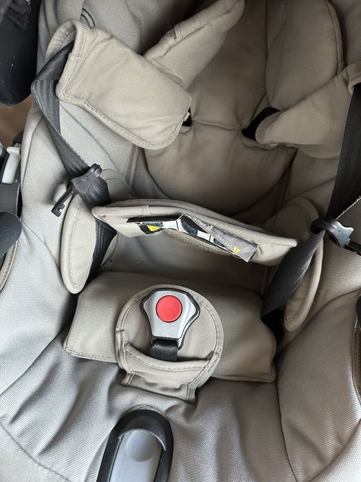 Carrinho bebé Joolz Geo 2 sandy taupe entrega entre lisboa e Porto