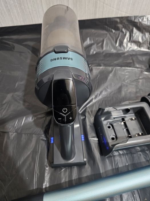 Пилосос Samsung VS15A6031R1