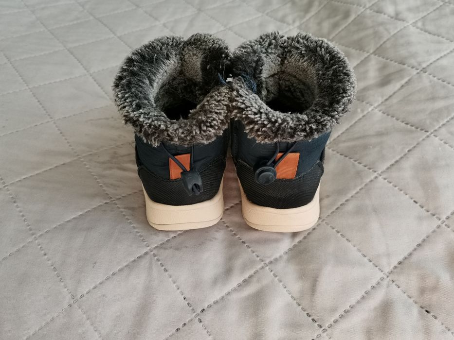 Buty zimowe kozaki śniegowce chłopięce Zara 21