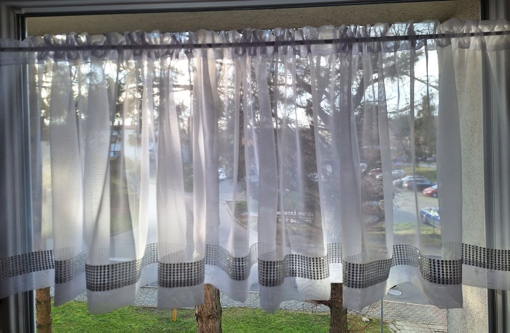 Firanka /zazdrostka z curkoniową taśmą