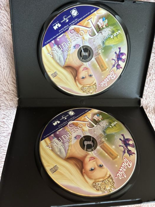 Plyta vcd Barbie Roszpunka