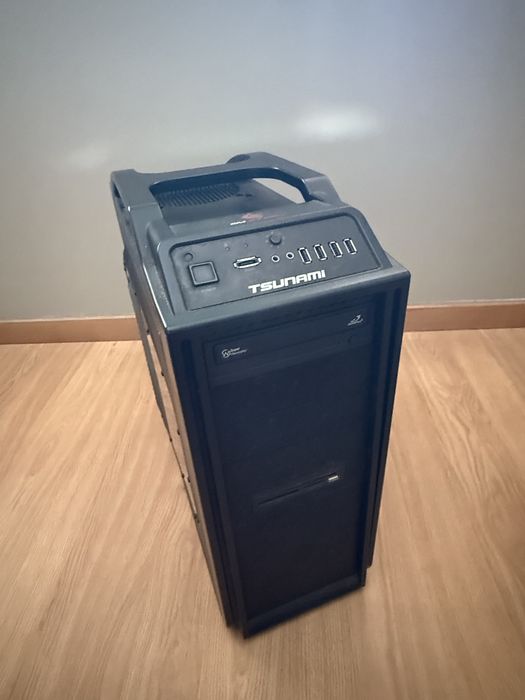 Vendo Computador p/desocupar
