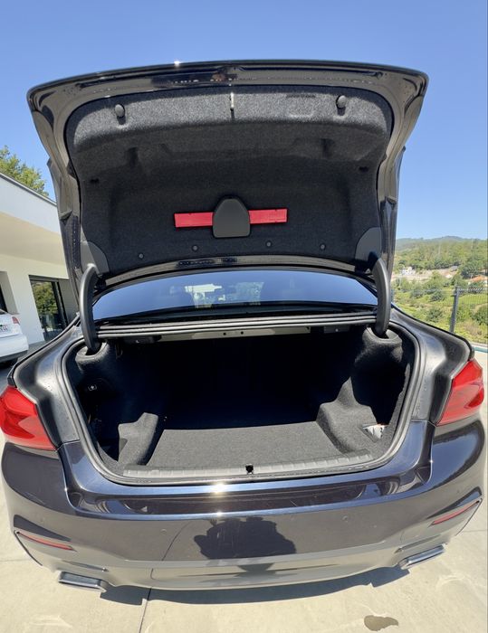 BMW 520d Pack M int/ext | Nacional | 1 Dono | LER DESCRIÇÃO