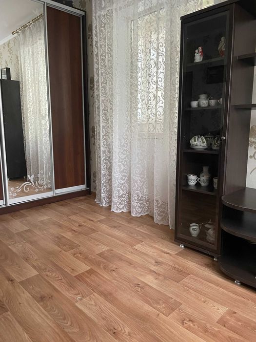 метро метро Академмістечко 5 хв  вул Котельникова