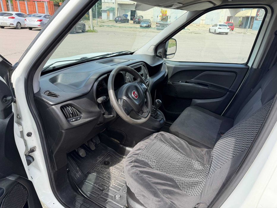 Fiat Doblo MAXI (довга база) 2015 року