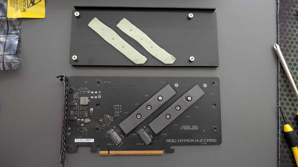 ASUS ROG Hyper M.2 Card — PCIe адаптер для 2× NVMe SSD