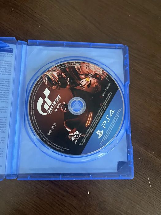 Продам гру до PS4 gran turismo