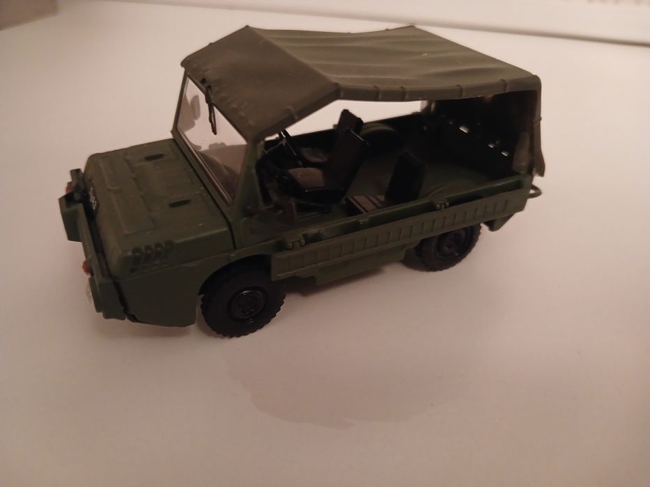 Колекційна машинка ЛуАЗ 967М випуск 71 Автолегенди СРСР