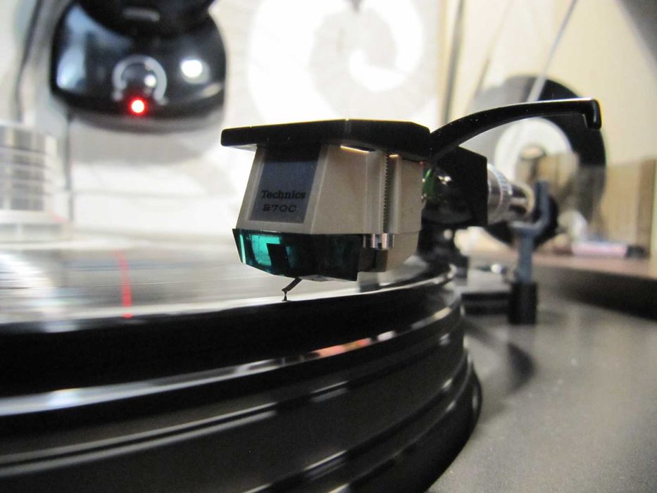 TECHNICS SL-D3 HI-FI *Direct-Drive/Automatic – METALLICS Line HI-FI