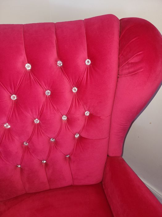 Fotel uszak fuksja super stan