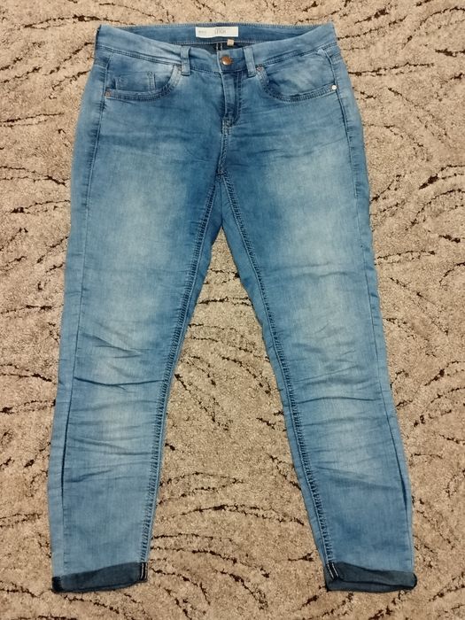 Spodnie jeansowe damskie