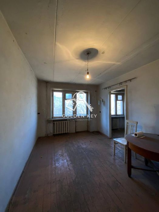 Продаж 3-кімнатної квартири на Соцмісті