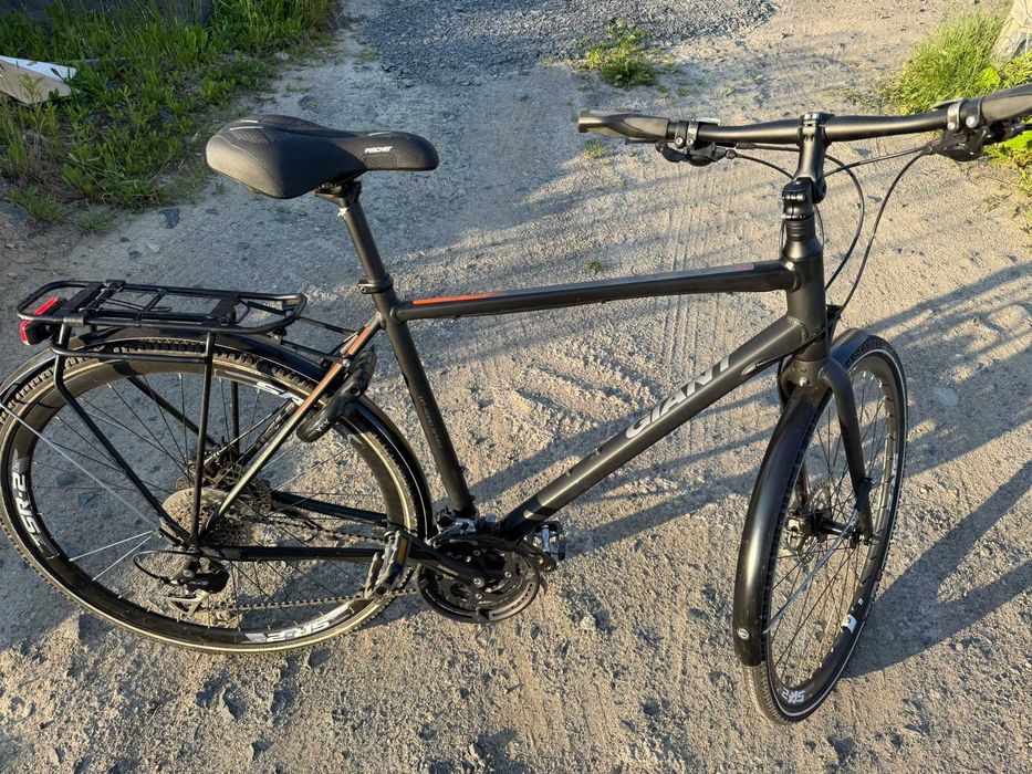 Rower Trekkingowy Giant On-Road Sport / Hydraulika / koła 28 cali / bardzo dobry stan