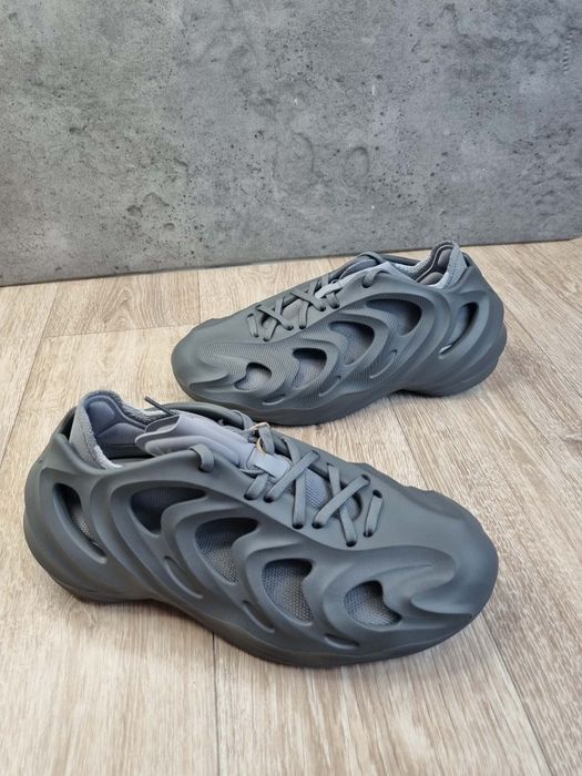 Buty Adidas    .