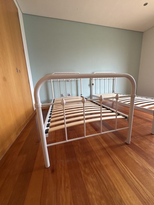 Cama de solteiro