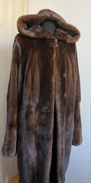 Норкова шуба із цільної норки розмір 46-48