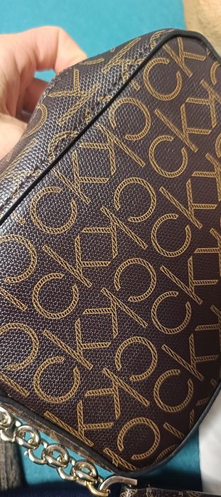Torebka mała monogram Calvin Klein brąz