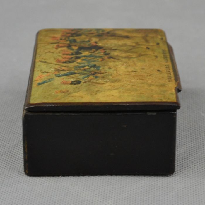 Caixa de Rapé em Papier Marchê com figuras