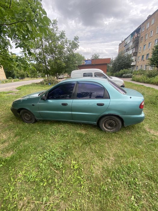 Продам Ланоса.