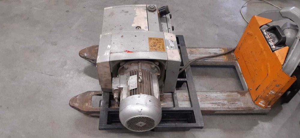 Pompa próżniowa BECKER KVT 3.140 Łopatkowa pompa próżniowa, bezolejowa