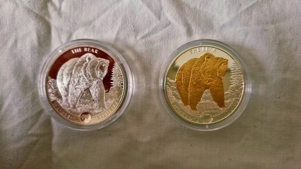 Срібні монети Медведя Гризлі . 1oz + 1 oz