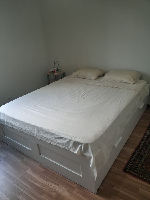 Vendo cama casal com arrumação Brimnes