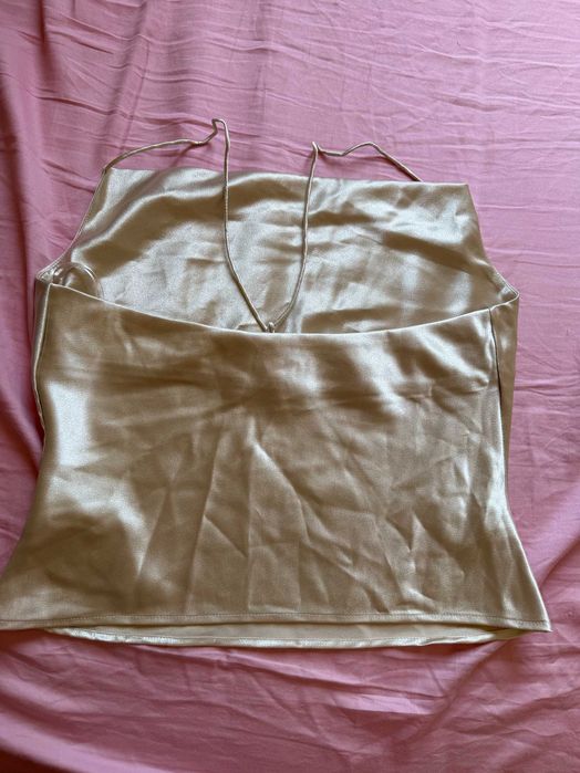 Top acetinado champagne Finders Tamanho M Finders champagne satin top