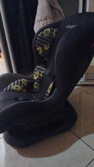 Автокрісло  продам