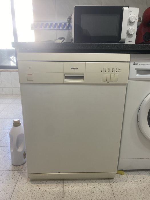 Maquina de lavar Loiça, Muito Bom! (PAGAMENTO EM DINHEIRO NA RETIRADA)