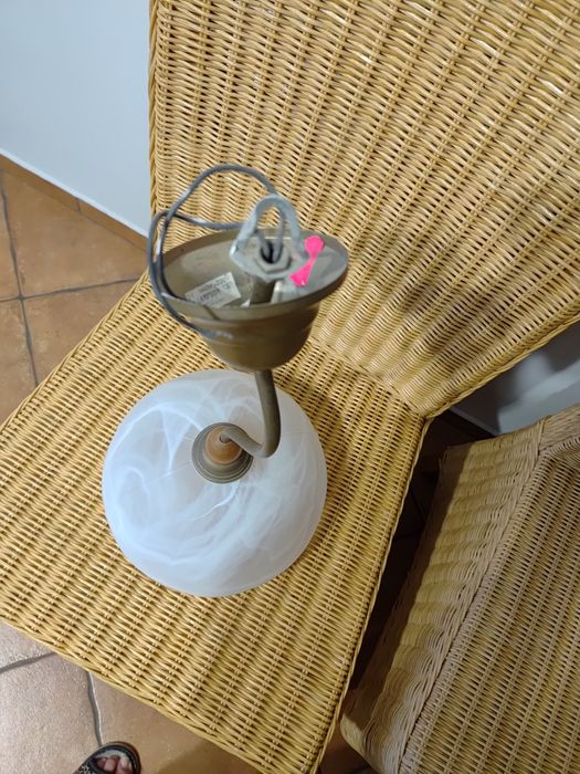 Żyrandol, szklany klosz