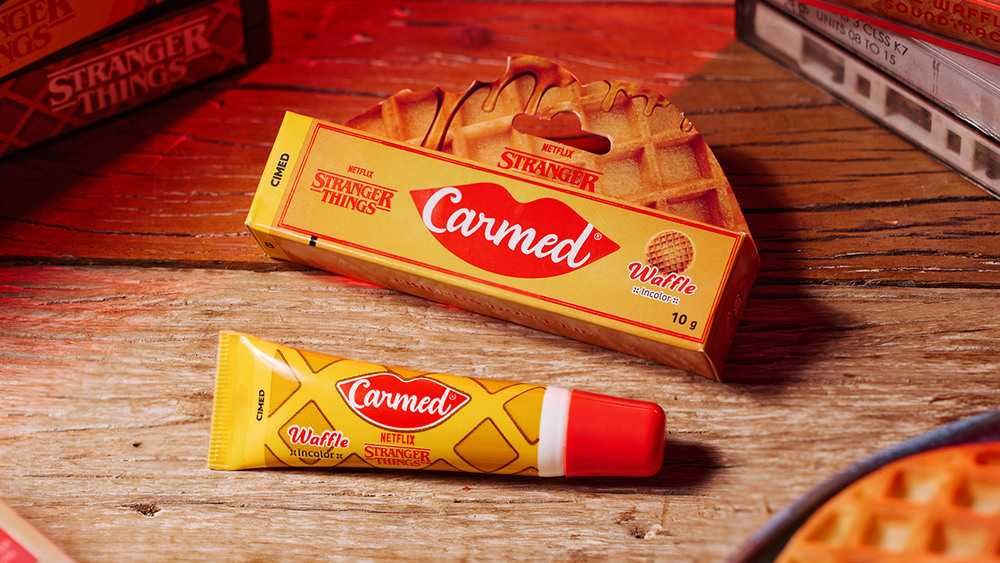 Carmed Hidratante Labial Sabor Stranger Things