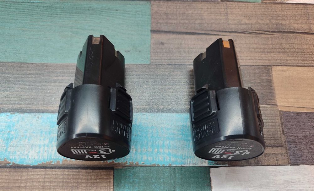 Шуруповерт беспроводной 12В 2 аккумулятора и зарядка в коробке дешево