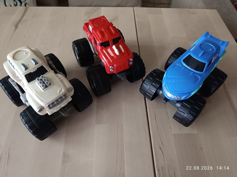 Monstertruck zestaw 3 auta Smashers