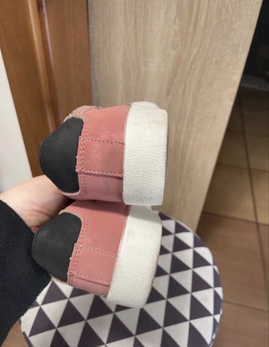 Sneakersy trampki