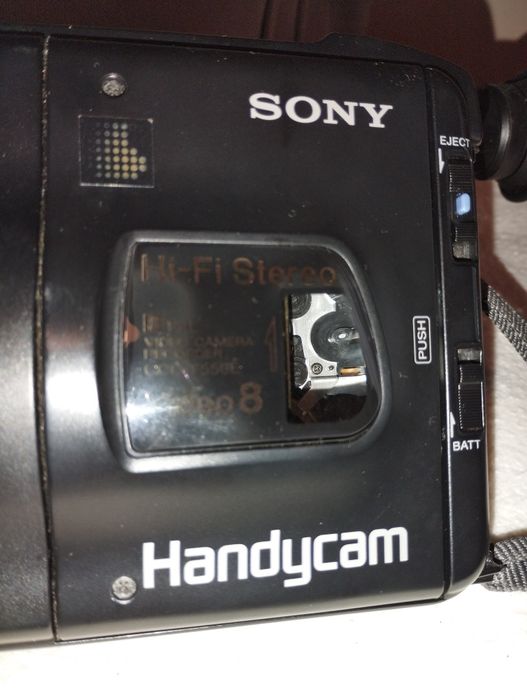 Câmara de filmar Sony CCD F550 E