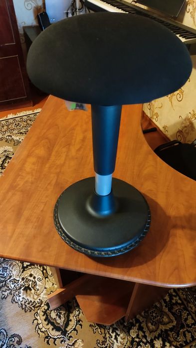 Стул стілець гриб AMF Move для активного сидіння