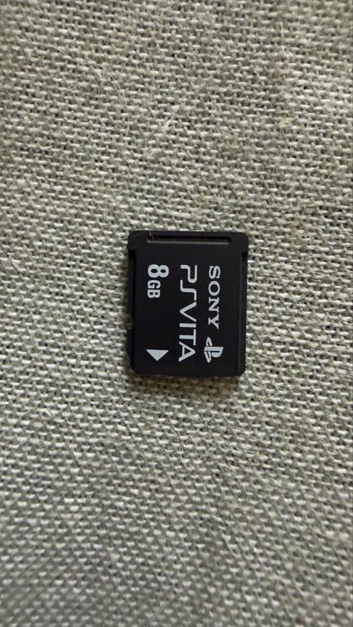 PS Vita PCH-2004 seminova impecável + extras