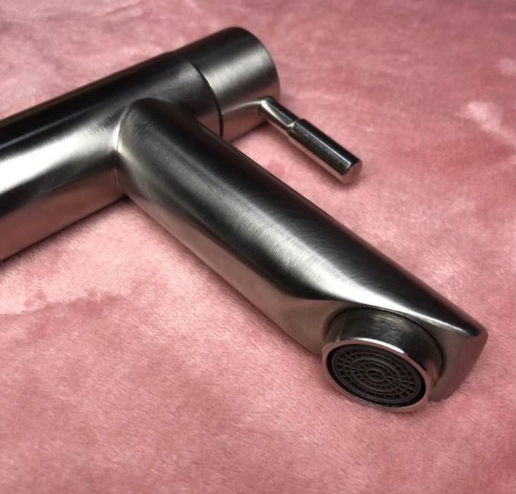 Torneira de lavatório de casa de banho de um único furo+ mangueira