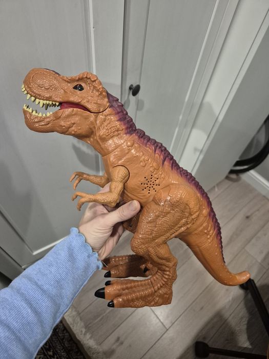 Dinozaur interaktywny