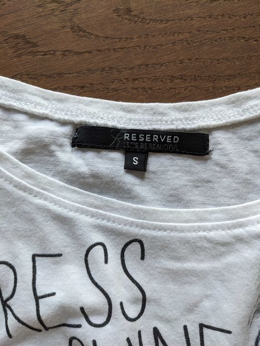 Koszulka damska Reserved S. Biały T-shirt z wzorem.