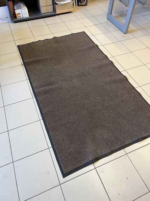 Розпродаж! Професійний брудозахисний килим Kleen-Tex б/в. Килимок