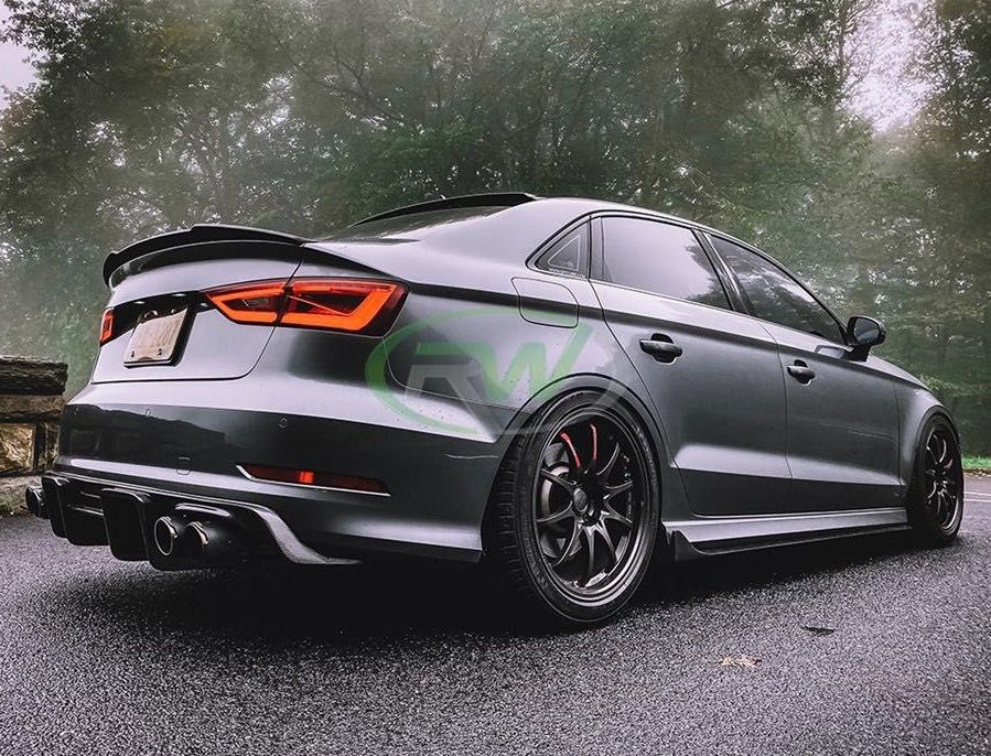 Накладки на пороги Audi A3 8V лезвия на пороги Ауди А3 юбки порогов