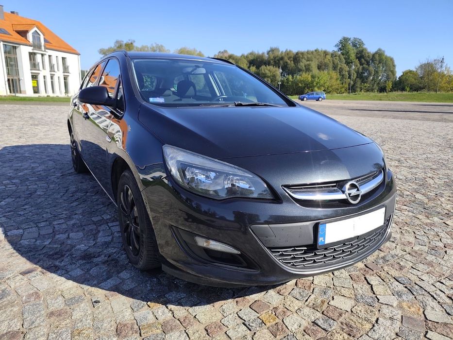 Opel Astra Kombi 2014