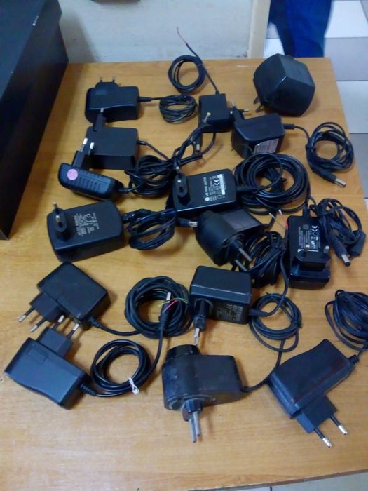 Блоки живлення 4,2-12V