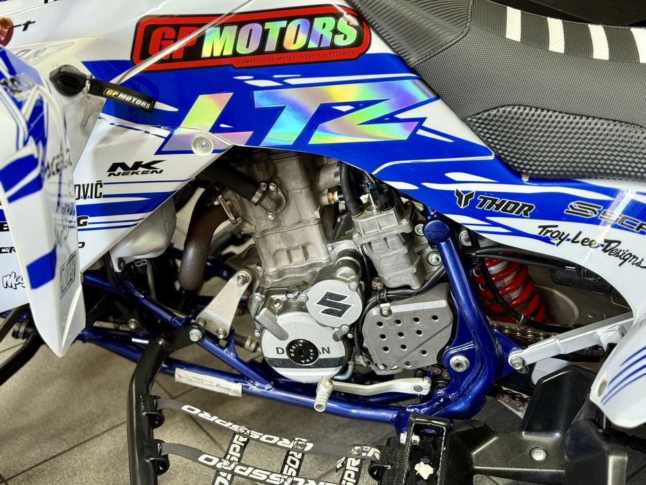 Suzuki LTZ 400 K9 (2 lugares)