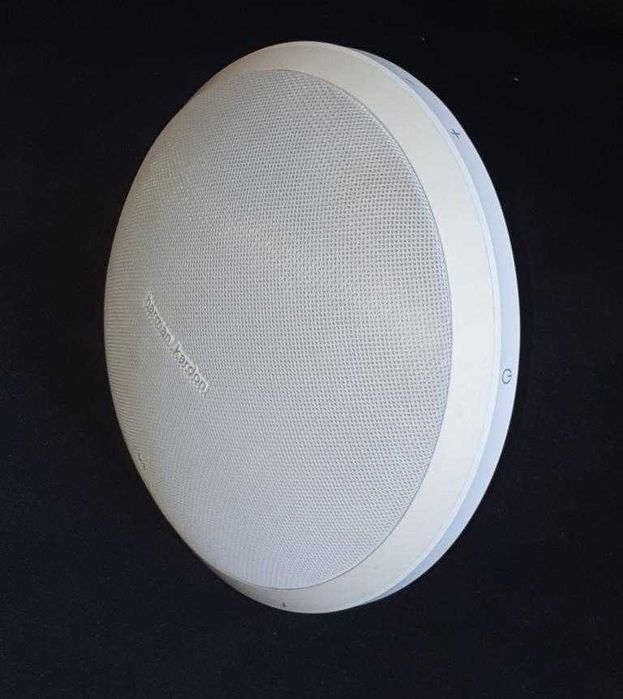 Акустика Harman Kardon Onyx Studio 2