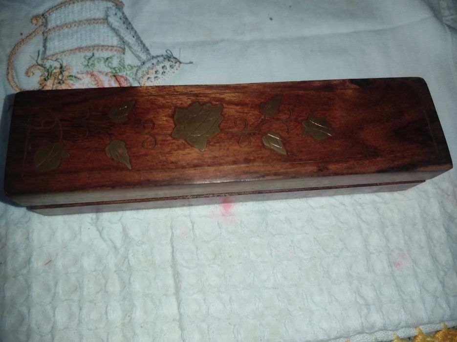 Espelho de Maquiagem e Óculos de sol