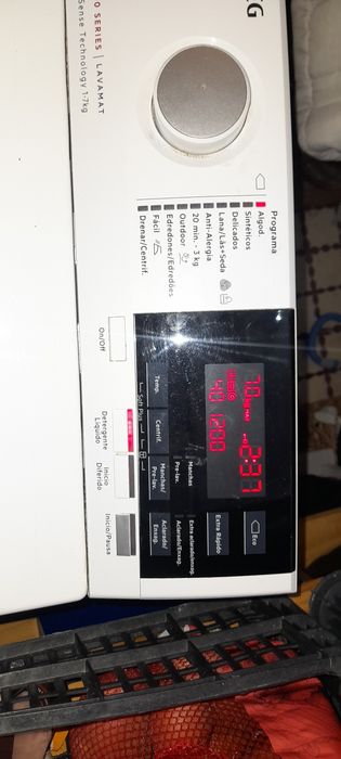 Máquina lavar roupa AEG