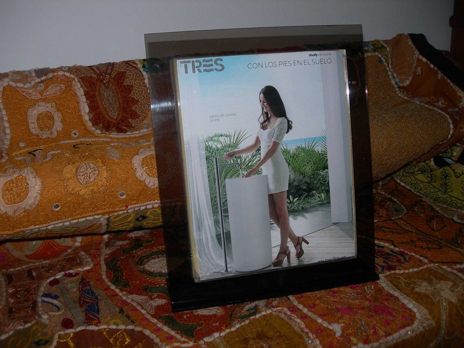 Suporte acrílico de fotos ou publicidade A4.