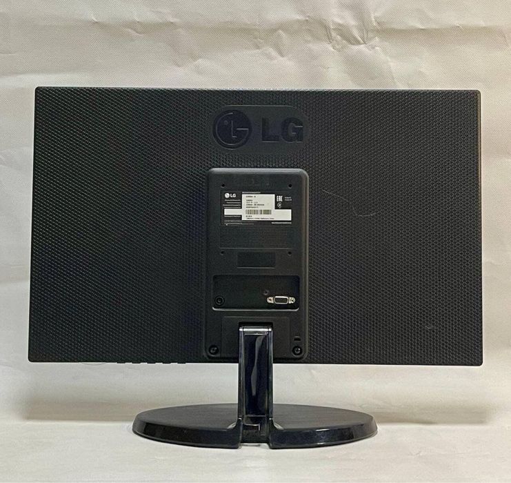 Монітор LG 22M38A-B / 22" (1920x1080)